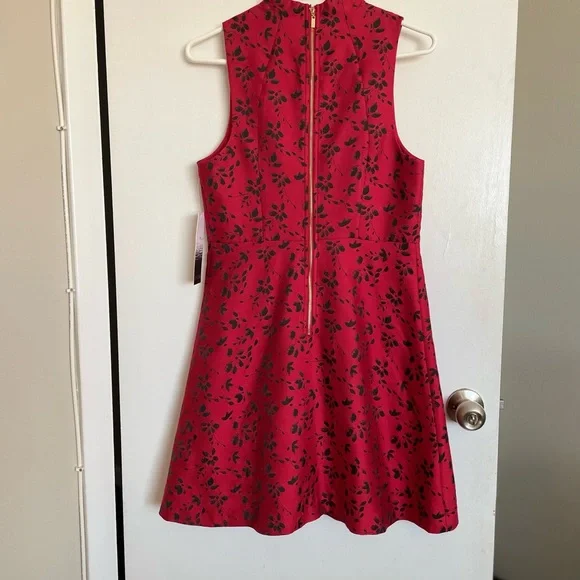 Kensie Floral Flare Zip Dress - Size S - Picture 5 of 15